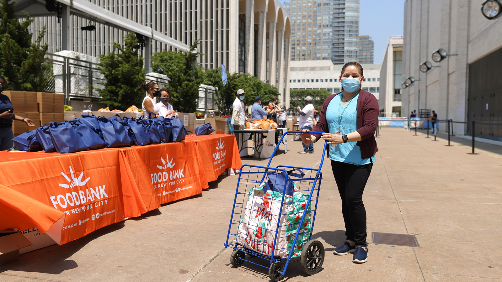 Free Food Distribution Lincoln Center